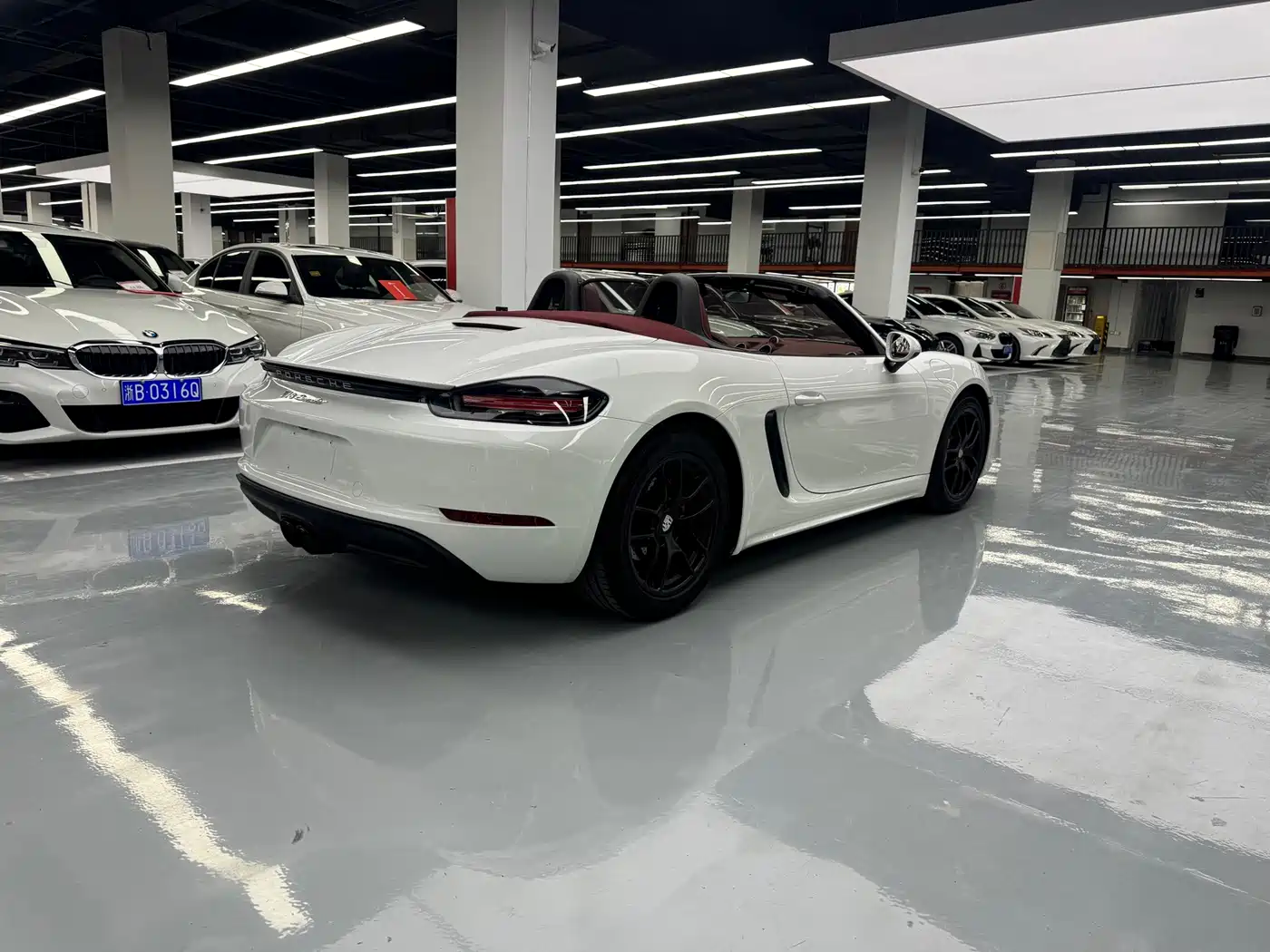 Porsche 718 2016 2016 Boxster 2.0T