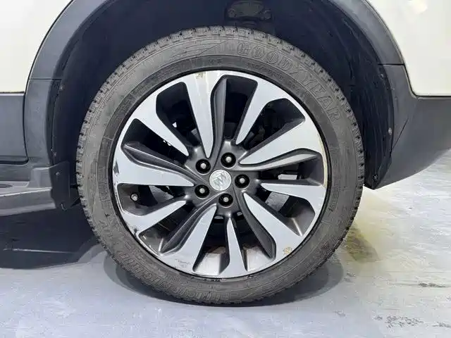 Фото 17 - Buick Encore
