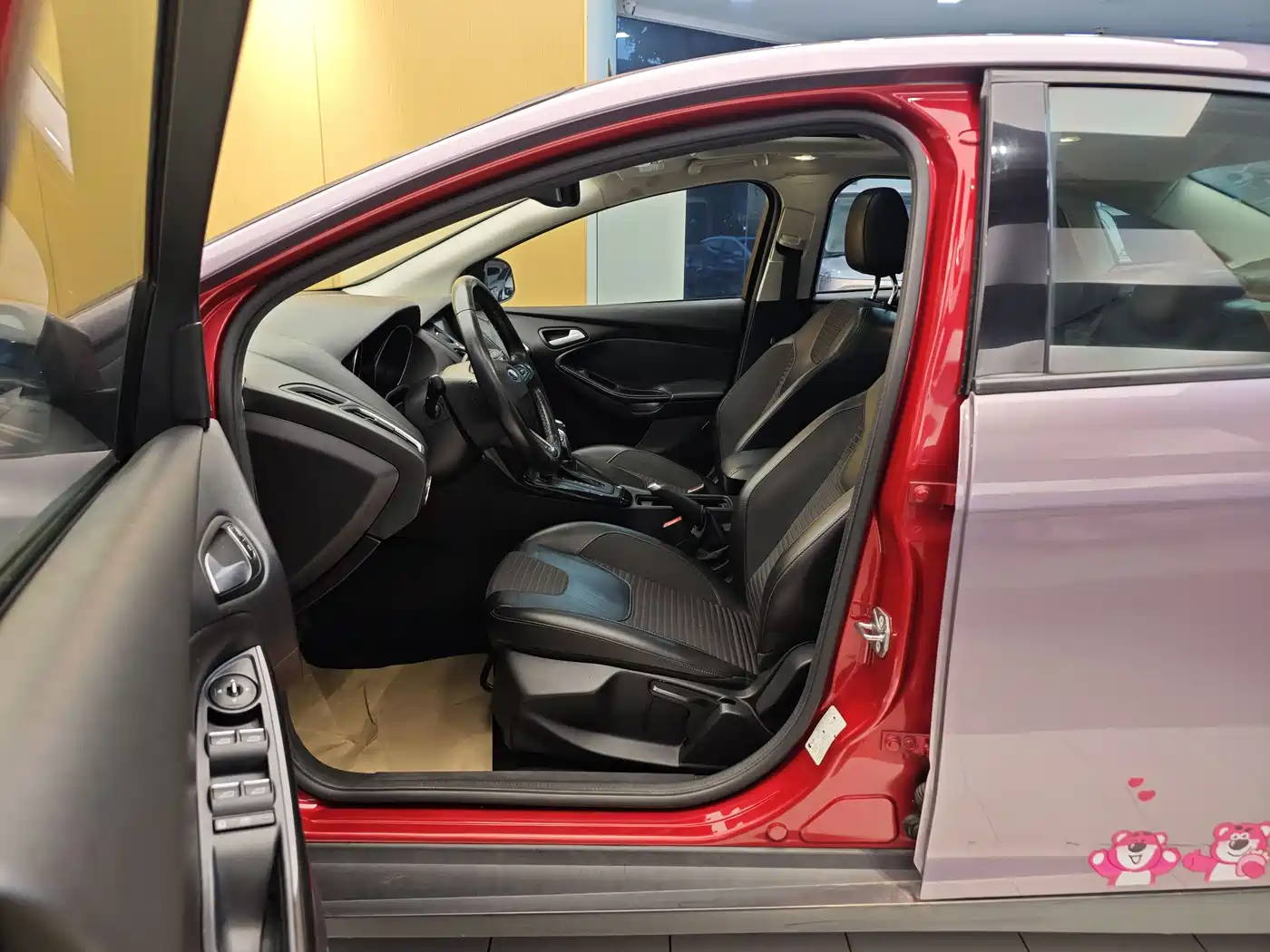 Ford Focus 2016 2017 Sedan 1.6L Automatic Fashion Smart Edition