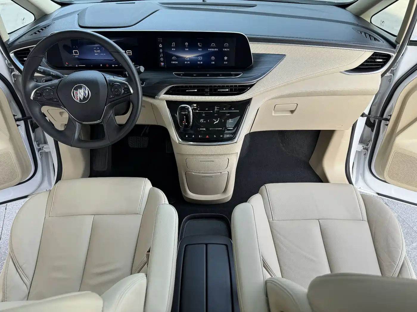 Buick GL8 2023 ES Landmaster Exclusive фото 10