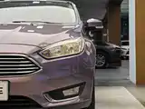 Фото 2 - Ford Focus