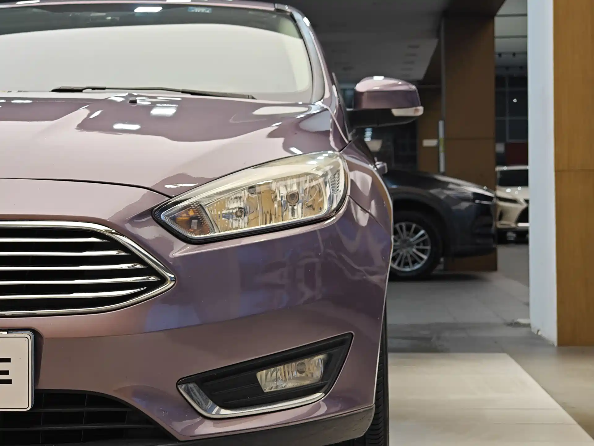 Фото 2 - Ford Focus