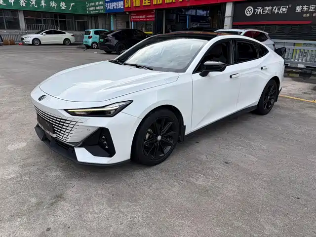 Changan UNI-V 2022 1.5T Premium Model