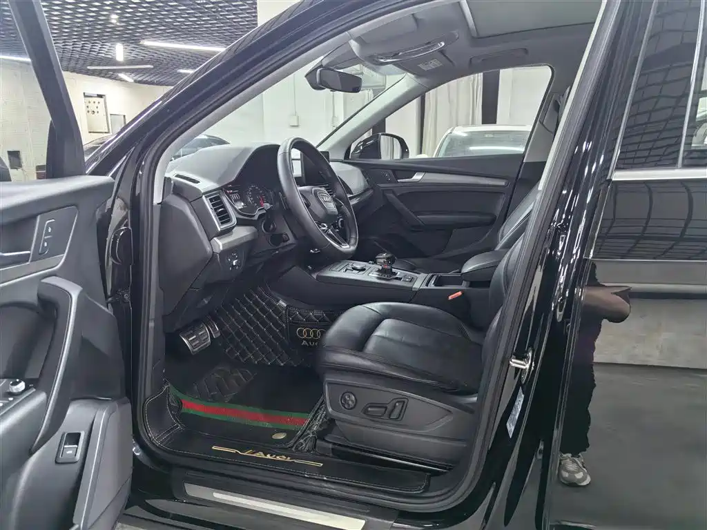 Audi Q5L 2018 40 TFSI Prestige Progressive (China V) фото 7