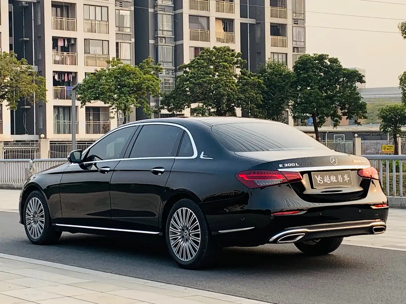 Mercedes-Benz E-Class 2021 Facelift E 300 L Premium фото 3