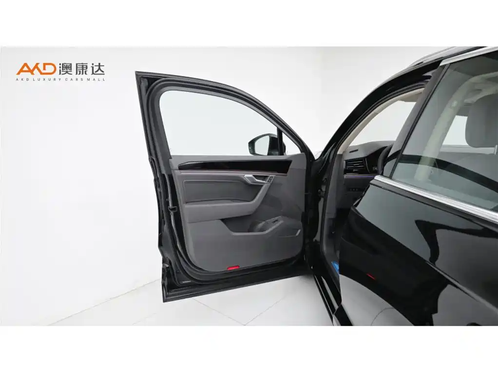 Volkswagen Touareg 2026 2025 Facelift 2.0TSI RY Edition
