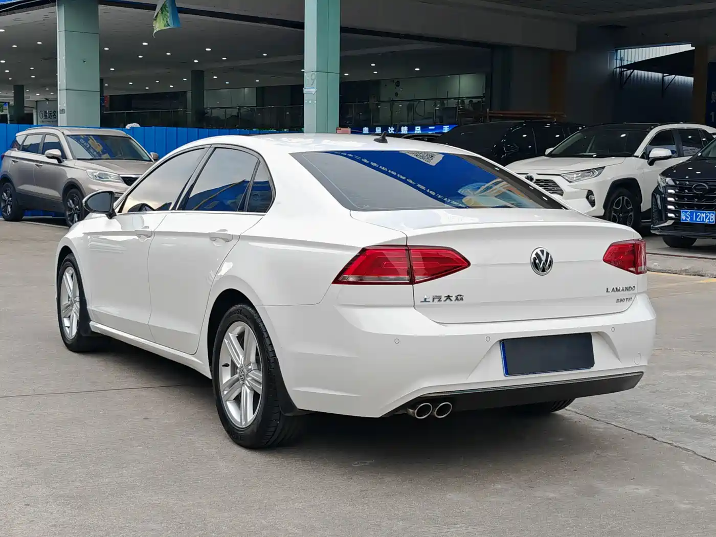 Volkswagen Lamando 2018 280TSI DSG Comfort Edition фото 6
