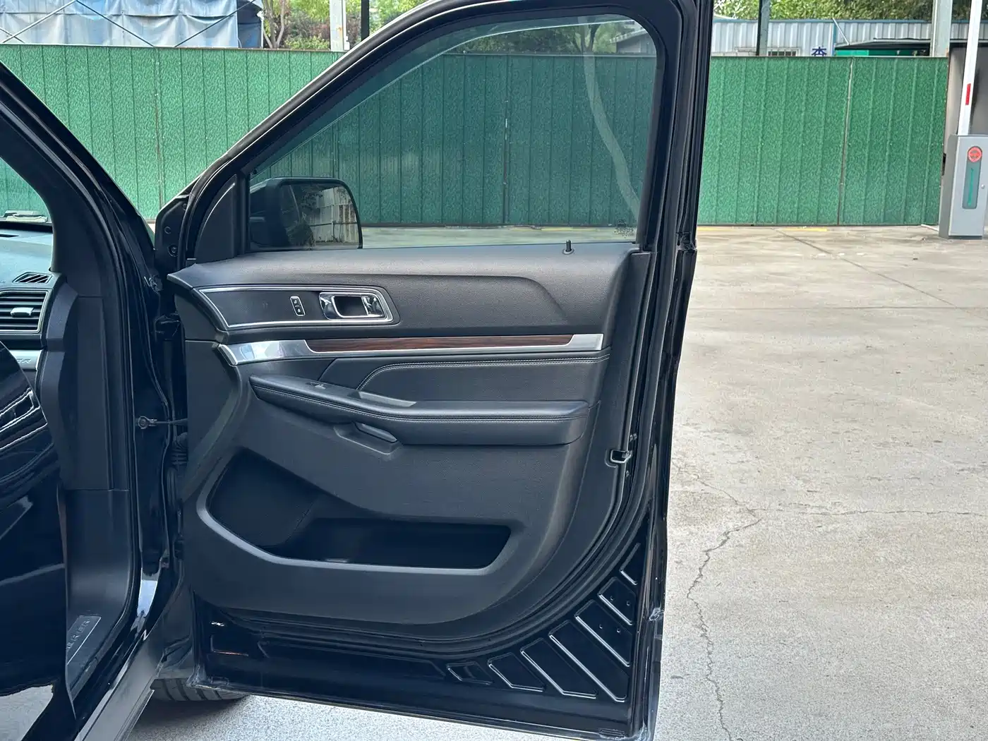 Ford Explorer (Import) 2018 2017 2.3T Elite Edition