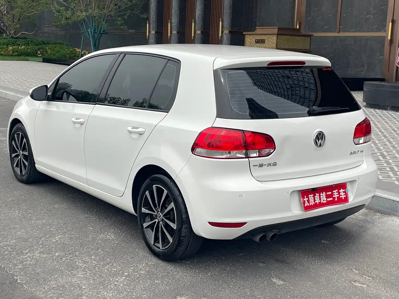 Volkswagen Golf 2012 1.4TSI Automatic Luxury фото 6