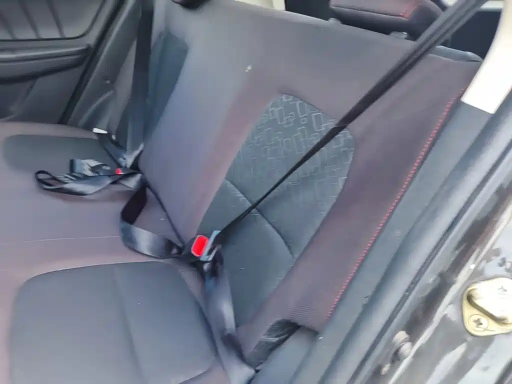 Weichai Yingzhi Enranger G3 2016 2014 1.5L Manual Elegance Edition