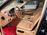 Photo 8 - Porsche Cayenne