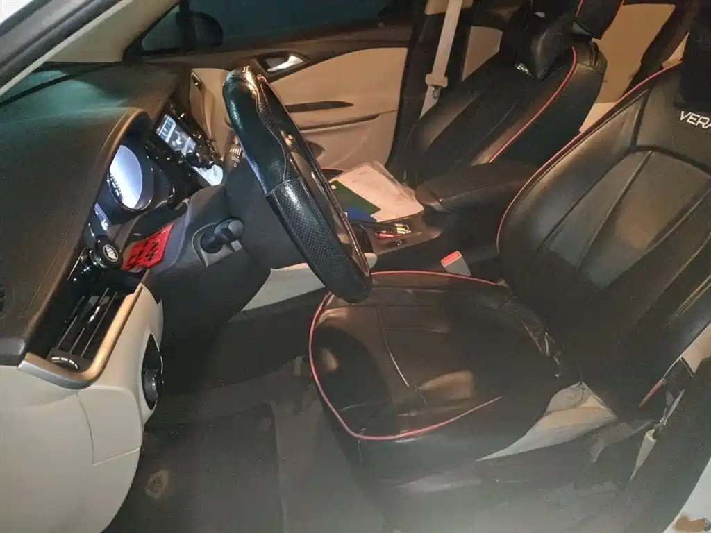 Buick Verano 2017 Sedan 15S Automatic Progressive фото 8