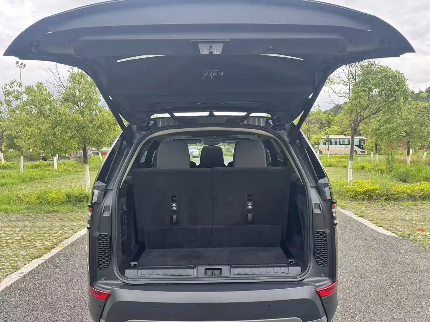 Land Rover Discovery 2020 3.0 SC V6 SE фото 16