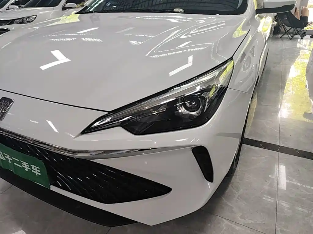 Roewe i5 2025 2023 1.5L CVT Luxury Edition