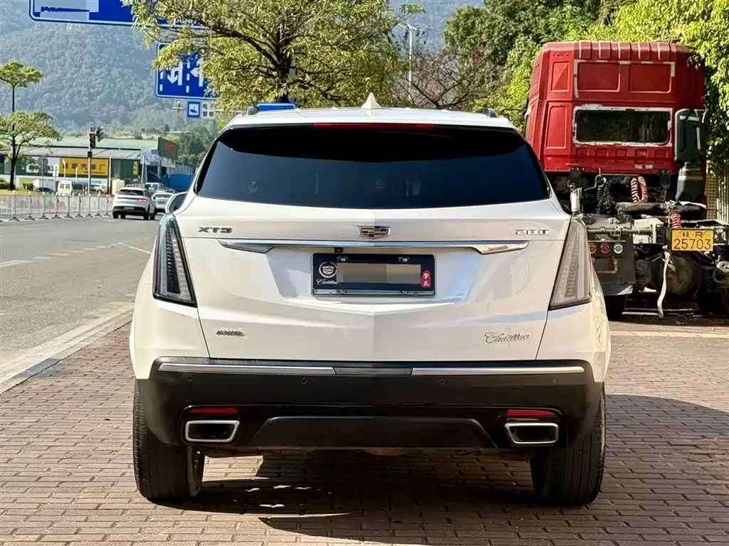 Cadillac XT5 2021 28T AWD Leading Sport фото 8
