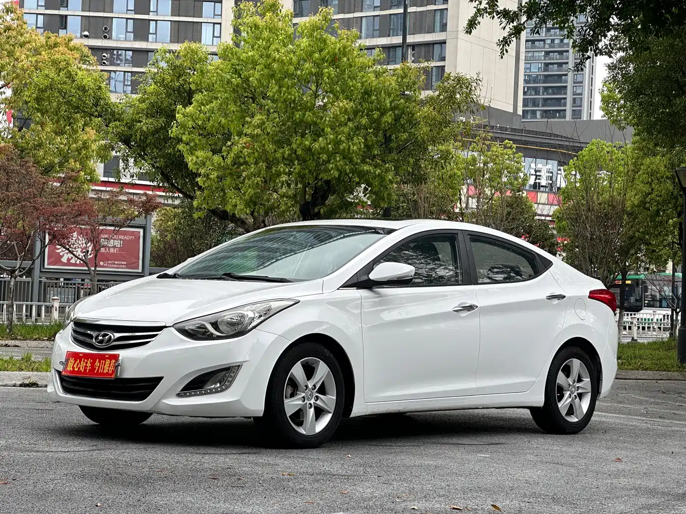 Hyundai Langdong 2013 1.6L Automatic Premium фото 3