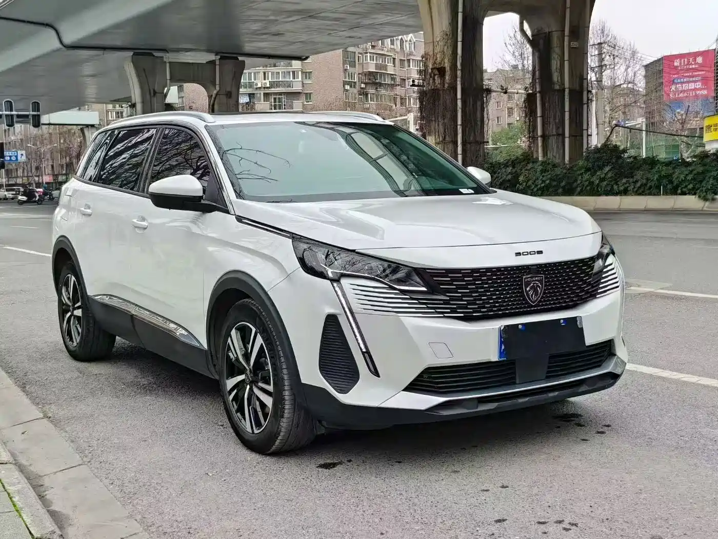 2023 Peugeot 5008