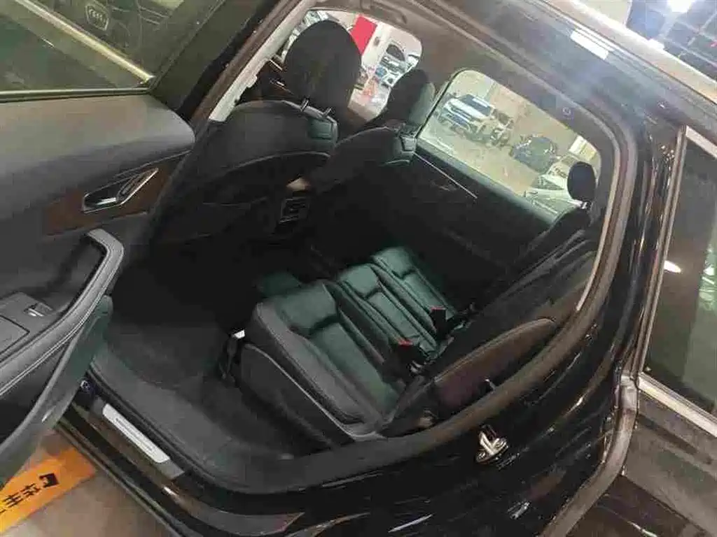 Audi Q7 2026 2024 55 TFSI quattro S line Sport