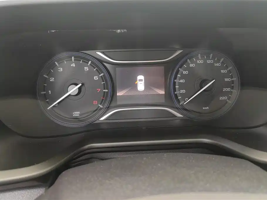 GAC Trumpchi Trumpchi GS3 2017 200T Auto Executive Edition фото 14