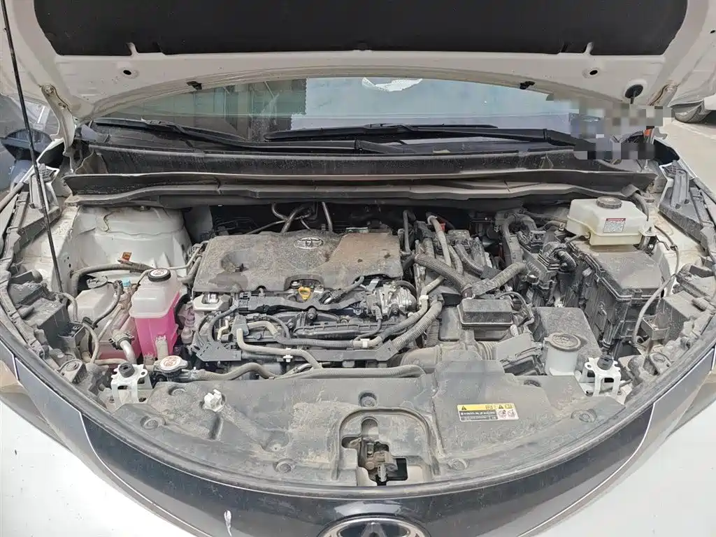 Toyota Granvia 2024 2.5L Hybrid Luxury фото 11