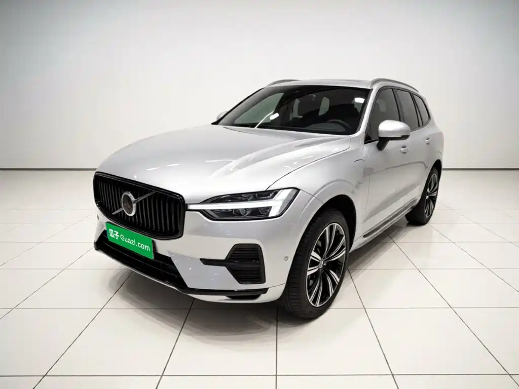 Volvo XC60 Plug-in Hybrid 2023 2023 T8 Plug-in Hybrid Long Range AWD Smart Vision Luxury