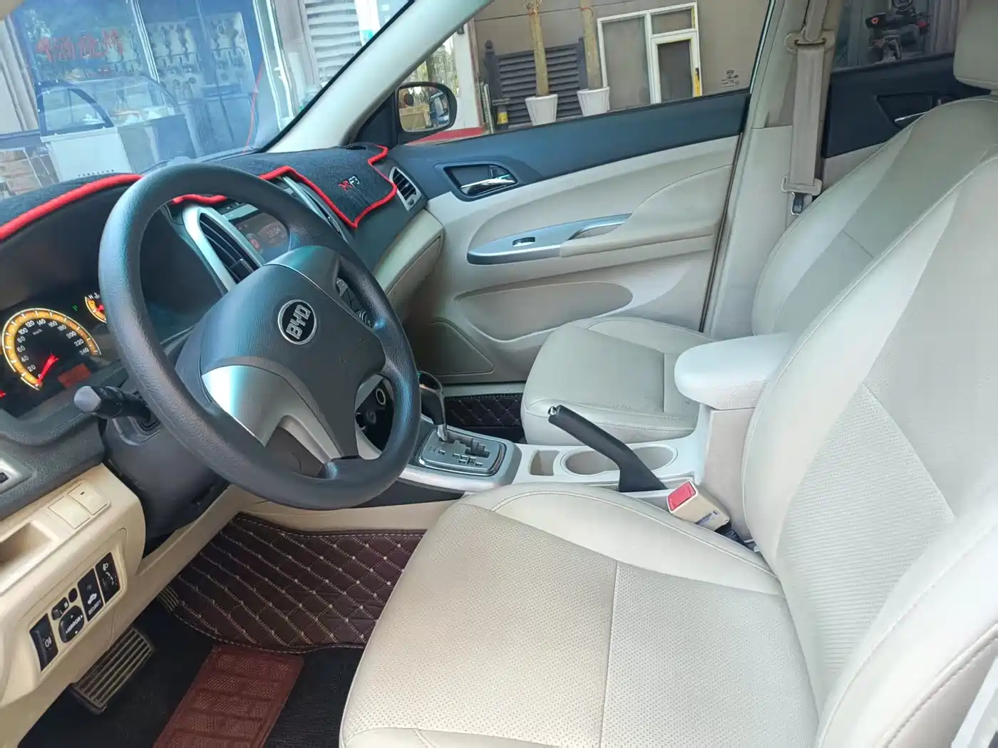 BYD F3 2015 Energy-saving Edition 1.5L Automatic Luxury фото 5