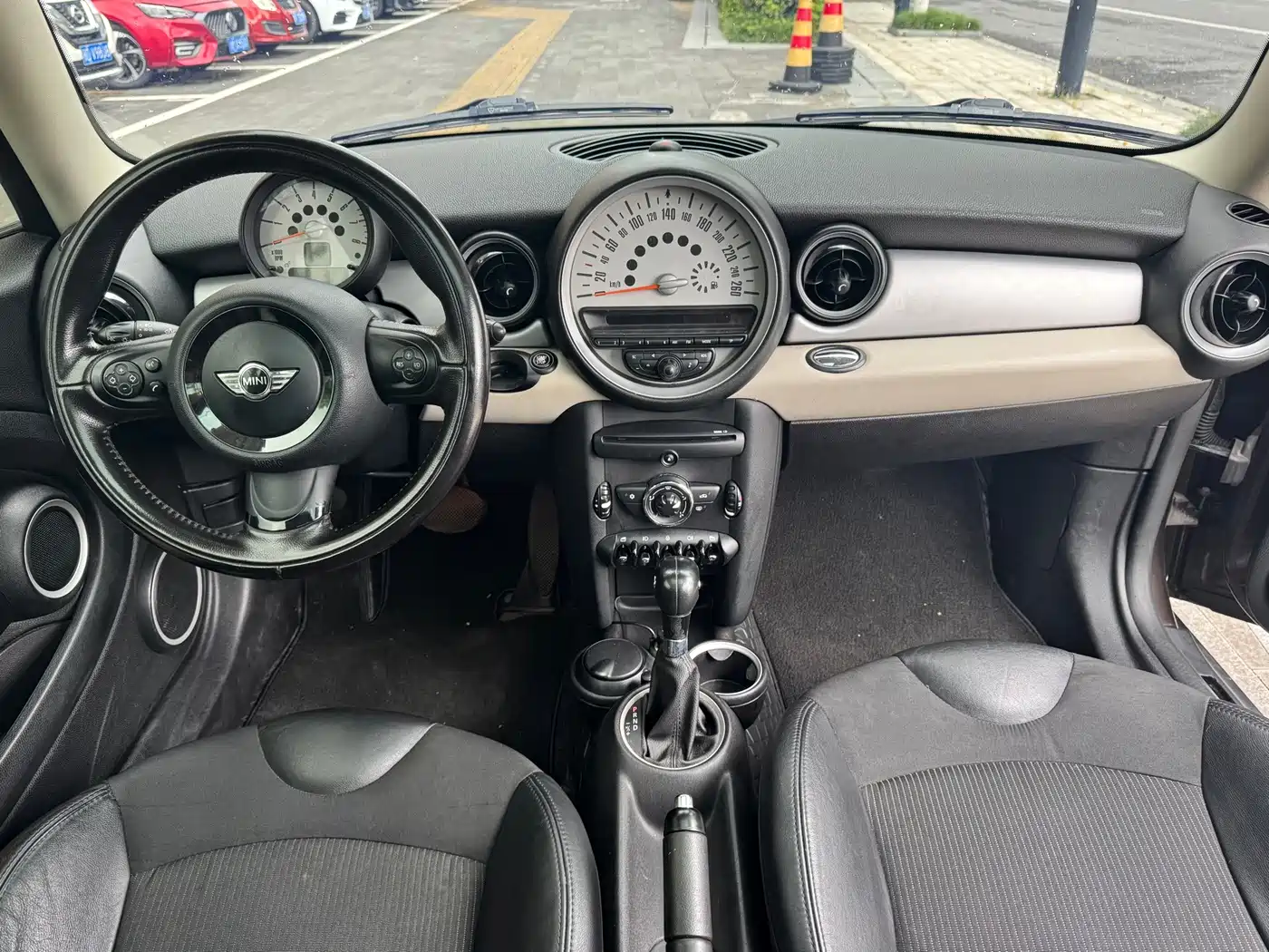 MINI CLUBMAN 2011 2011 1.6L COOPER Fun