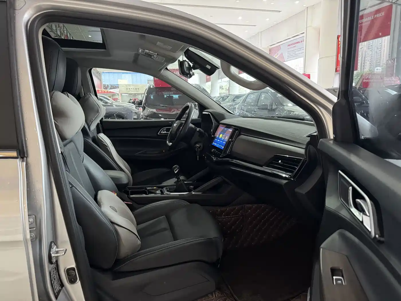 Jiangling Yusheng S350 2020 2020 2.0T Manual 4WD Diesel Comfort Edition