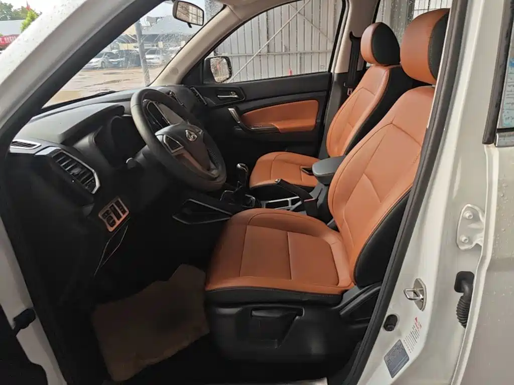 Changan Oshan Changan Oushang CX70 2016 2016 1.6L Manual Luxury