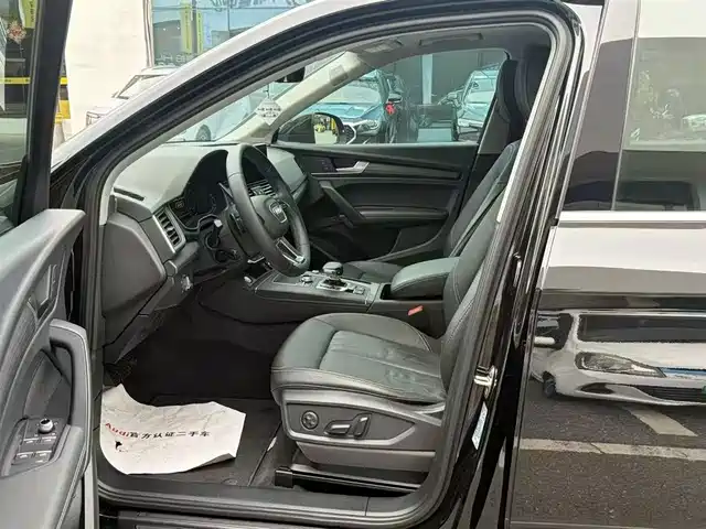Audi Q5L 2020 45 TFSI Premium Elegance — фото 5
