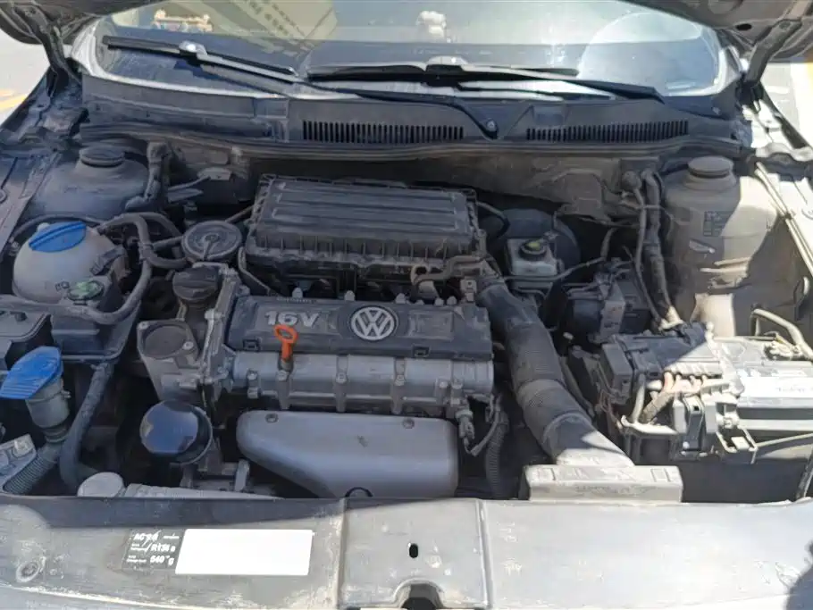 Volkswagen Bora 2013 1.6L Automatic Comfort Model фото 10