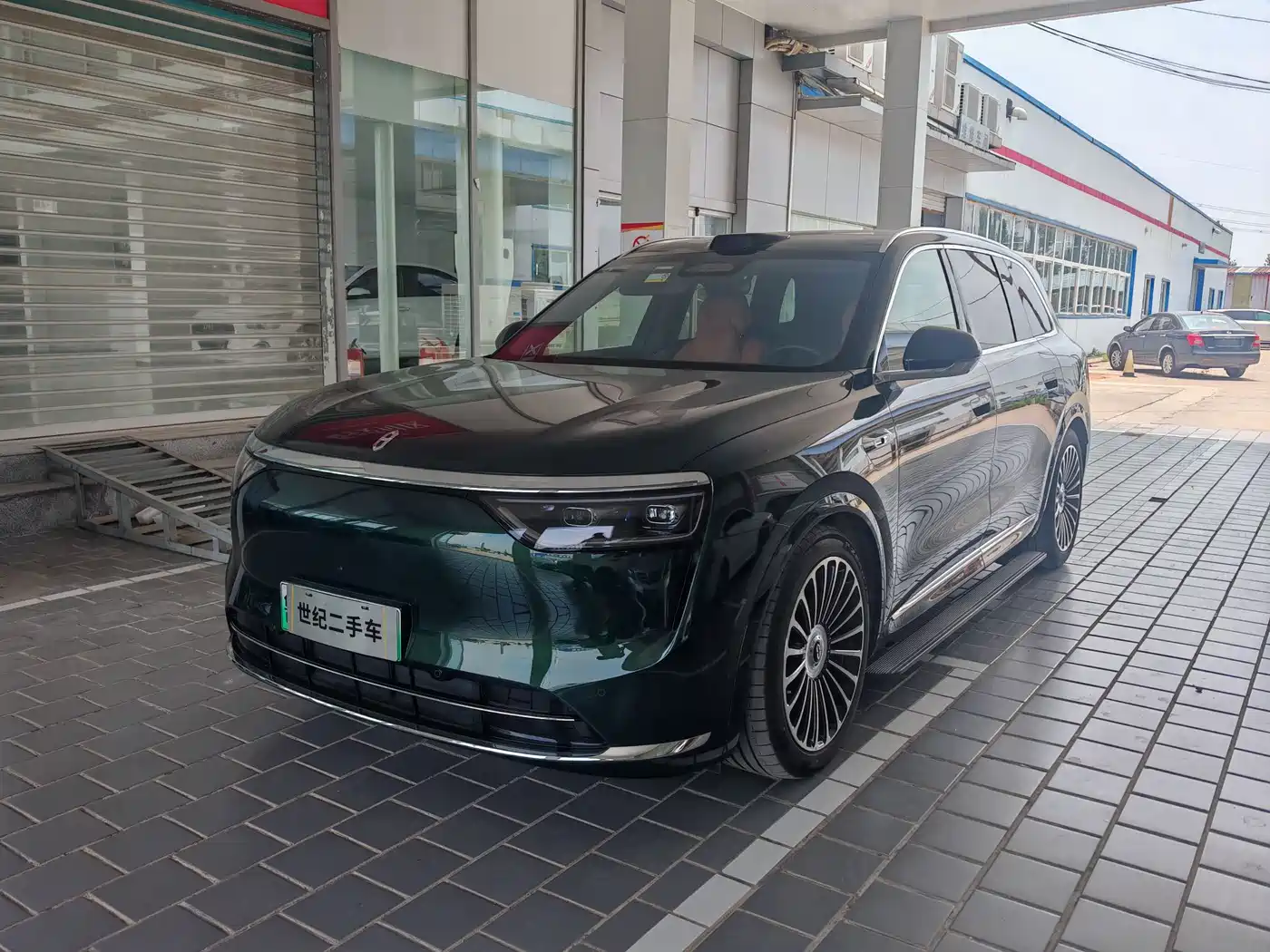 AITO Wenjie AITO M8 2025 Extended Range Ultra 53.4kWh 6-Seater