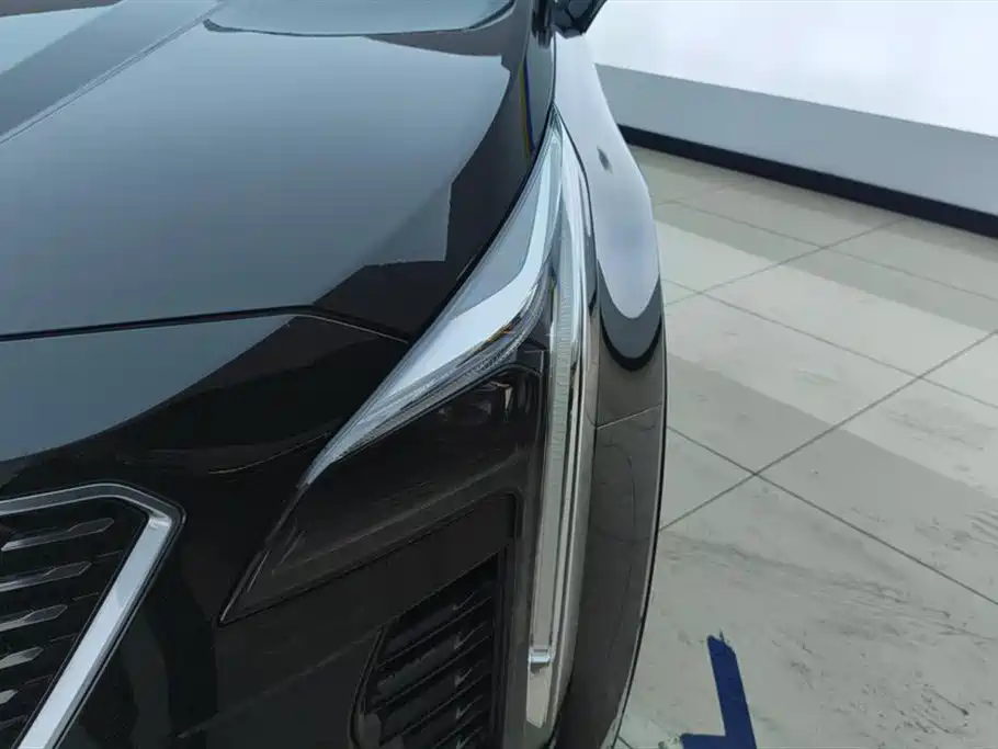 Cadillac XT4 2022 28T FWD Premium фото 5