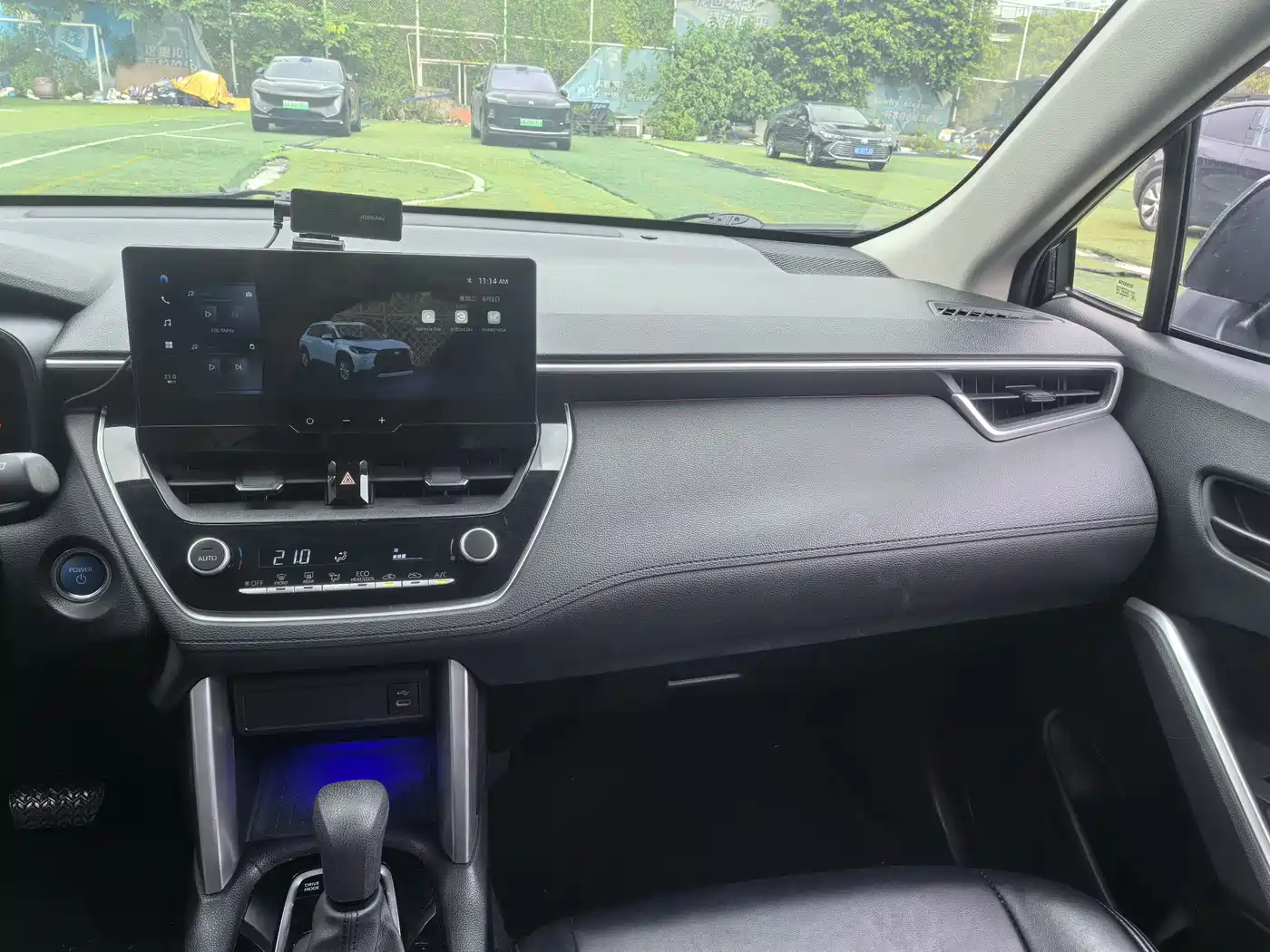 Toyota Corolla Cross 2024 2.0L Smart Hybrid Dual Engine Pioneer Edition фото 17