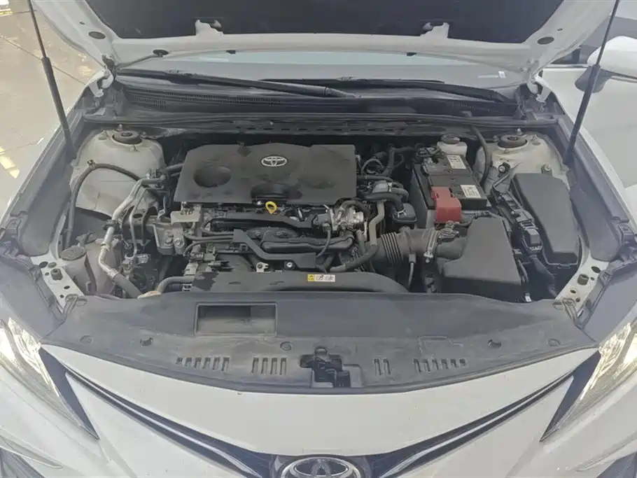 Toyota Camry 2021 2.0G Luxury Edition фото 10