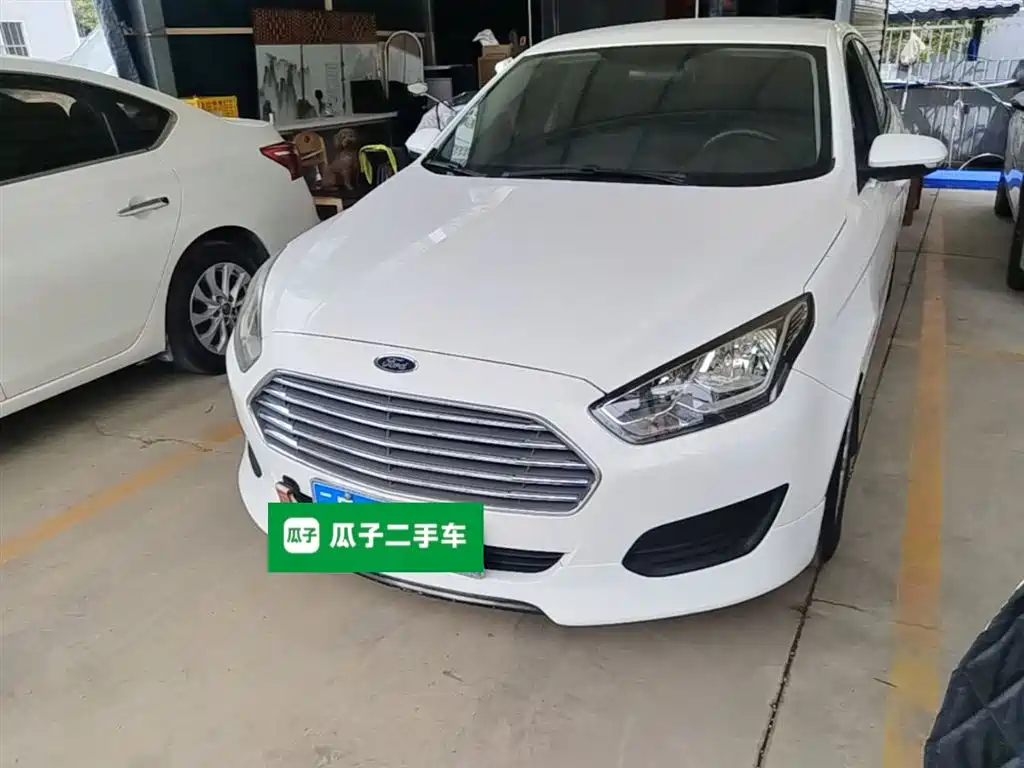 Ford Escort 2019 Facelift 1.5L Manual Quality Edition (TPMS) China VI