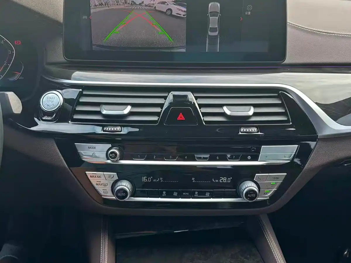 BMW 5 Series 2022 Facelift 525Li Luxury Package фото 15