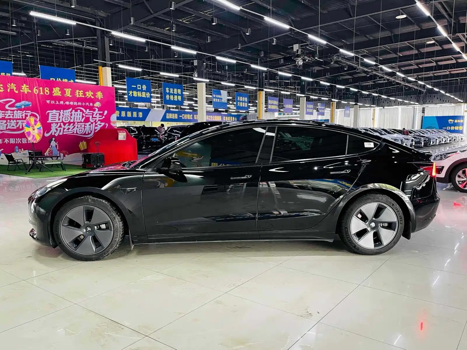 Photo 5 - Tesla Model 3