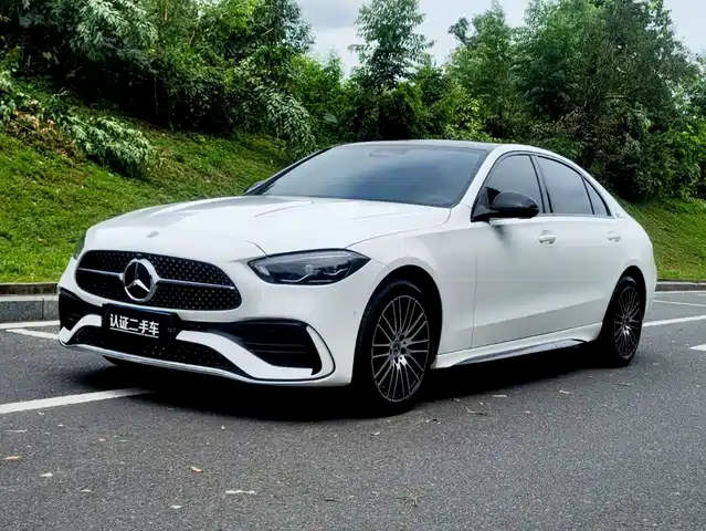 Mercedes-Benz C-Class 2022