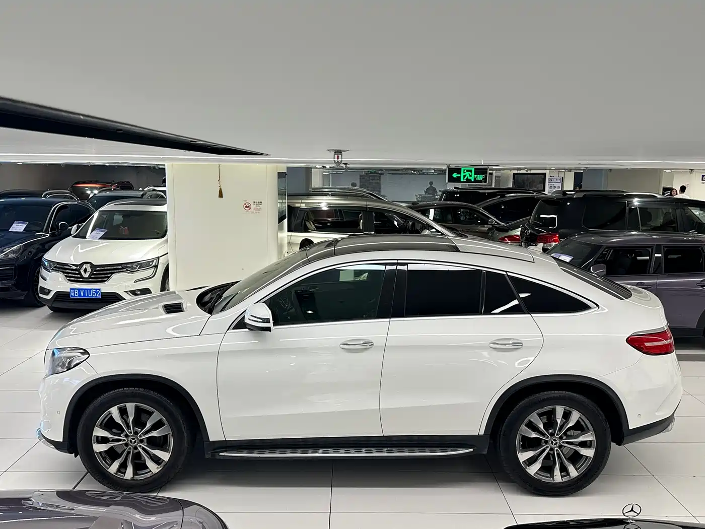Mercedes-Benz GLE Coupe 2018 GLE 400 4MATIC Coupe SUV фото 4