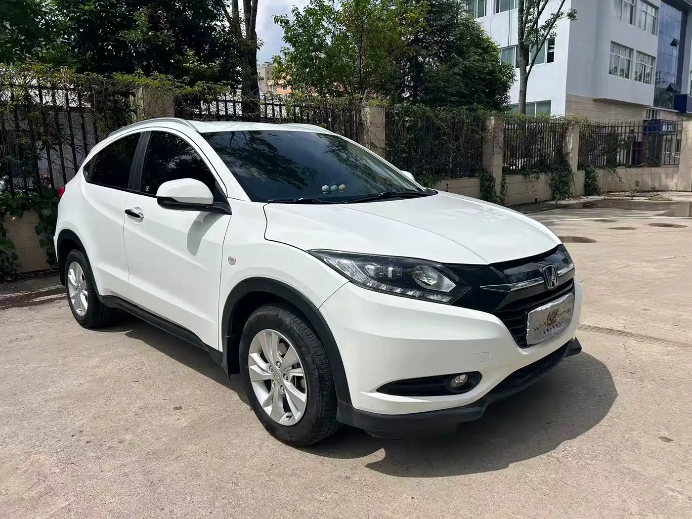 Honda Vezel 2015 2015 1.5L CVT 2WD Comfort