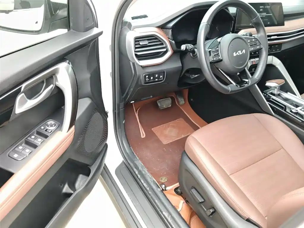Kia Sportage 2021 Ace 2.0L Brilliant Edition фото 16