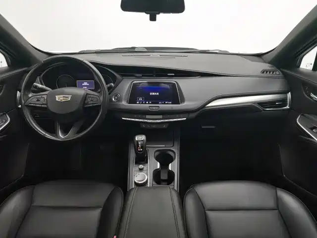 Cadillac XT4 2018 Model 28T 2WD Luxury — фото 5