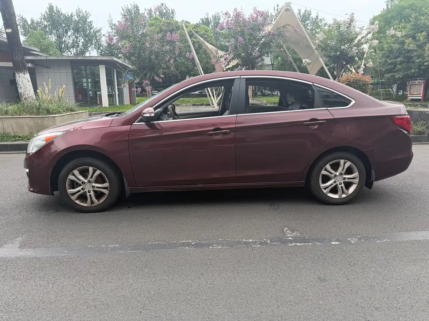 Dongfeng Fengxing Jingyi S50 2014 2014 1.6L CVT Flagship