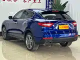 Photo 4 - Maserati Levante