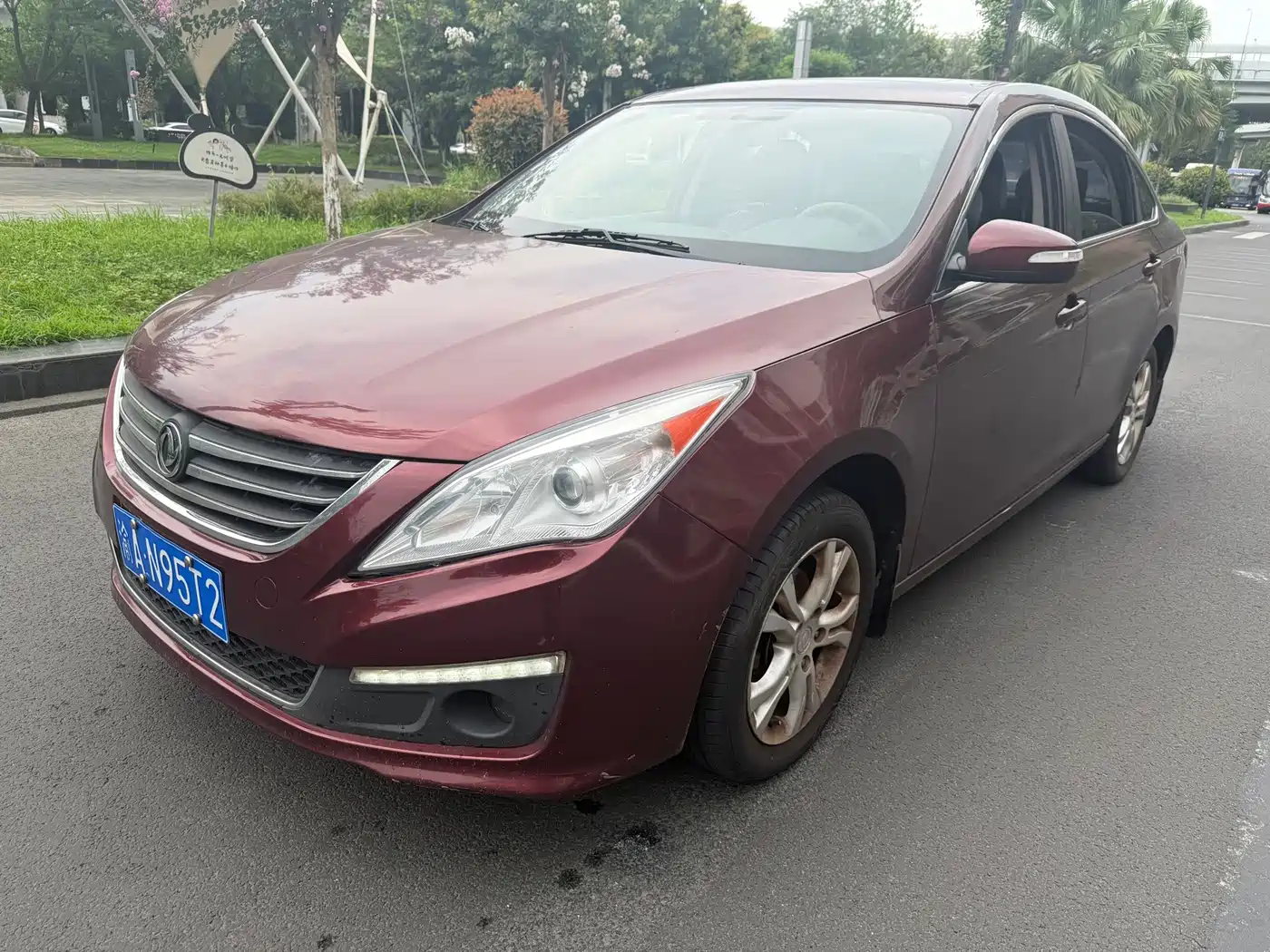Dongfeng Fengxing Jingyi S50 2014 2014 1.6L CVT Flagship