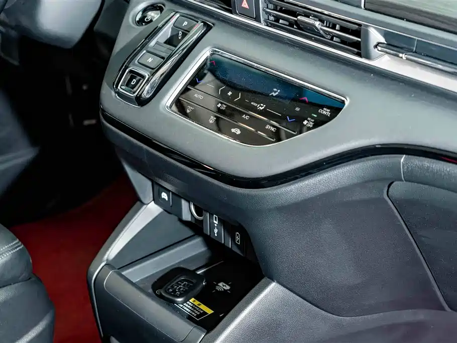 Honda Elysion 2024 2024 2.0L e:HEV Luxury Edition