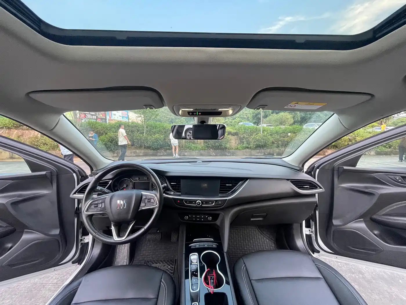Фото 9 - Buick Regal