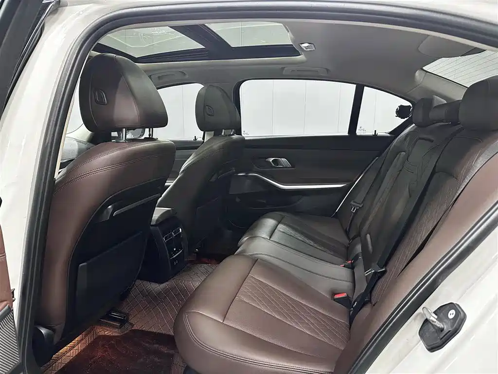 BMW 3 Series 2022 Facelift 320Li M Sport Package фото 16