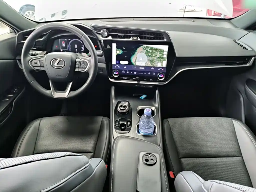 Lexus RZ 2024 2023 300e Long Range Luxury Edition